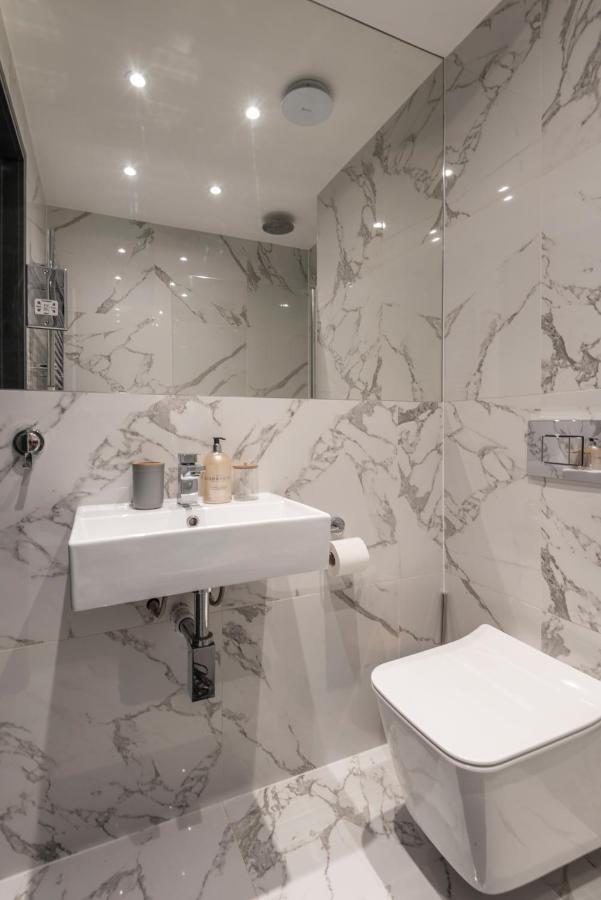 Luxury Georgian House In Marylebone: Modern 1-Bed Retreat Londres Exterior foto